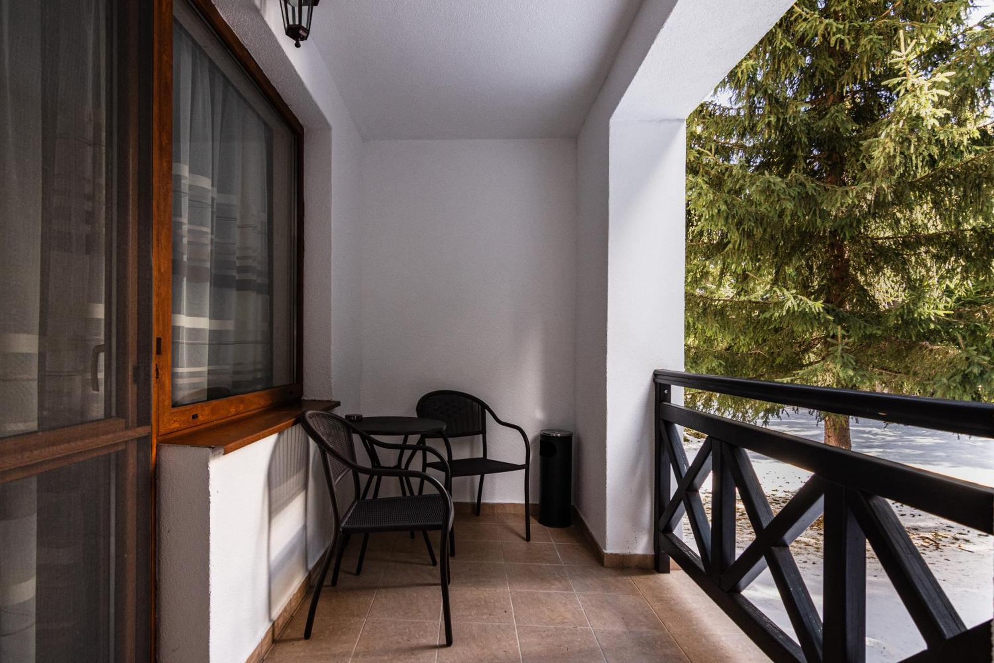 Lake View Apartment Pamporovo Exterior photo